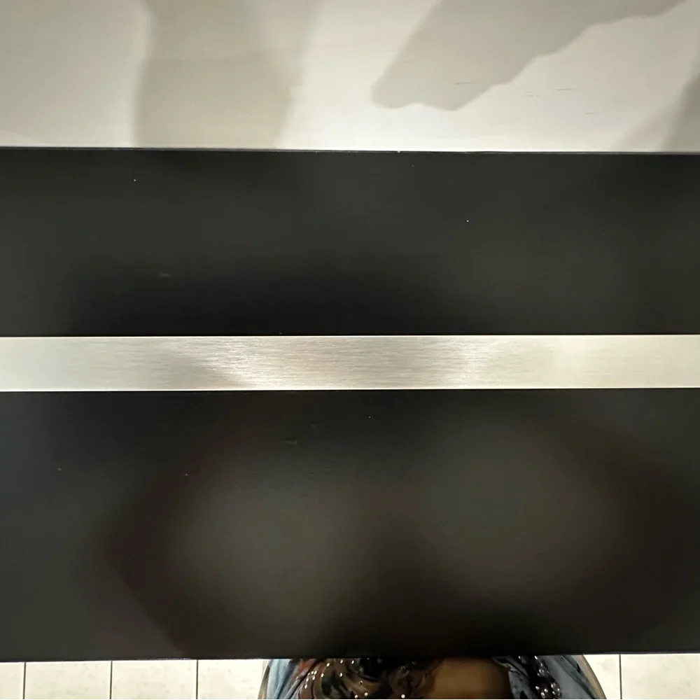 MIELE REFRIGERATOR HANDLE 22” No. 5224.
